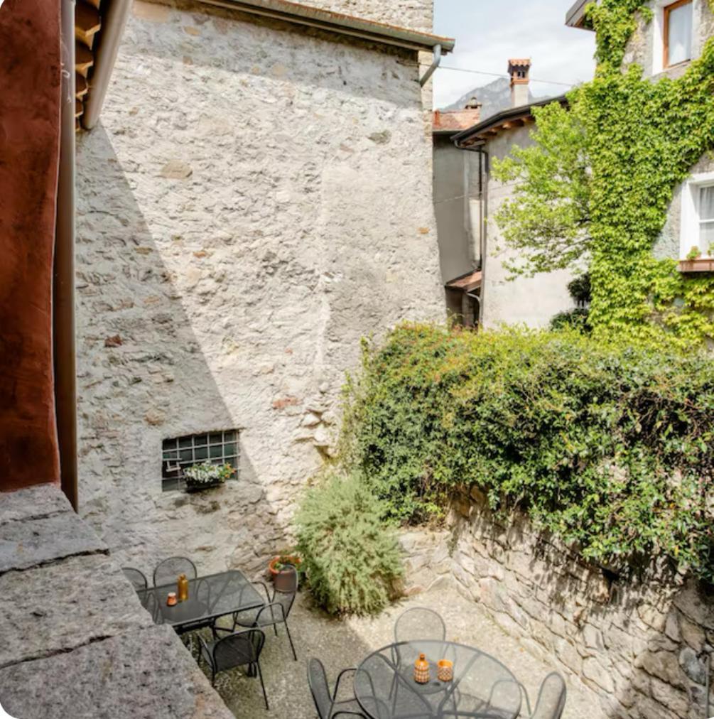 Alla Torre Del Barbarossa B&B Foresteria Mandello del Lario Exterior photo