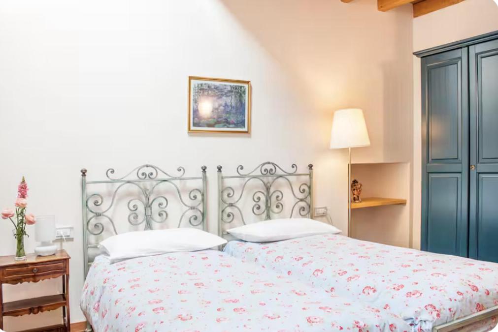Alla Torre Del Barbarossa B&B Foresteria Mandello del Lario Exterior photo